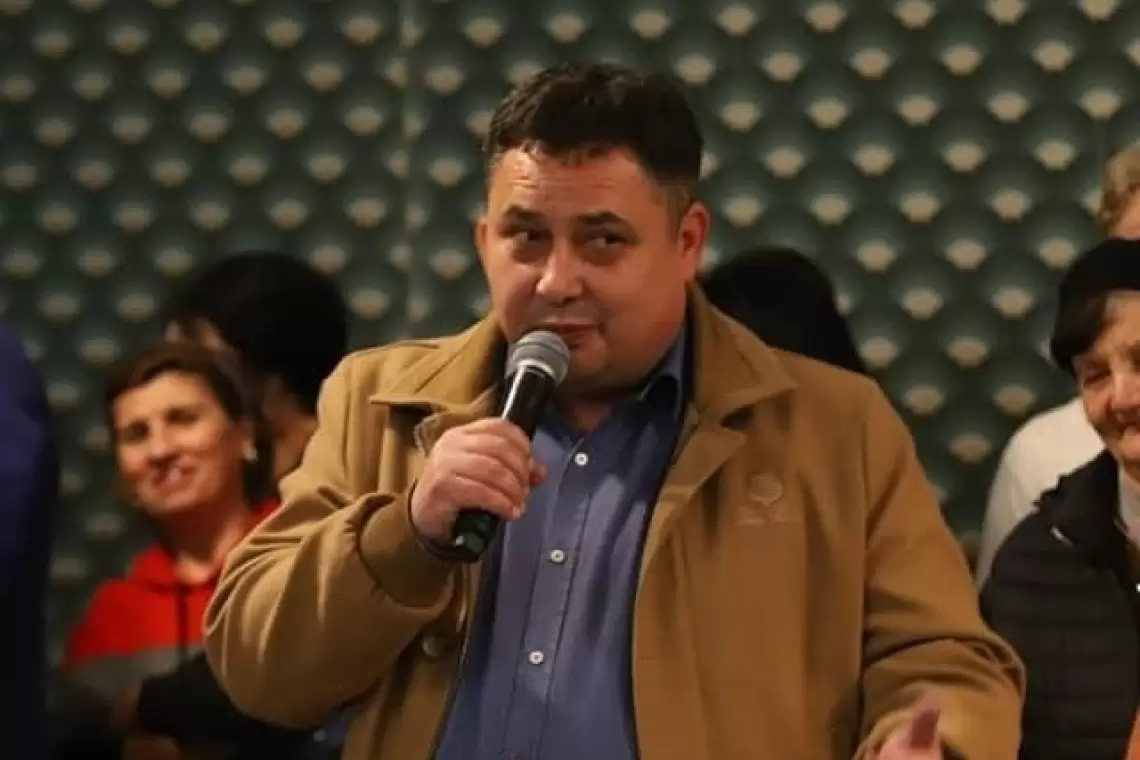 M. Beștea: Sunt ferm convins că locuitorii comunei vor avea doar de câștigat în alegerea acestui tânăr cu inițiative