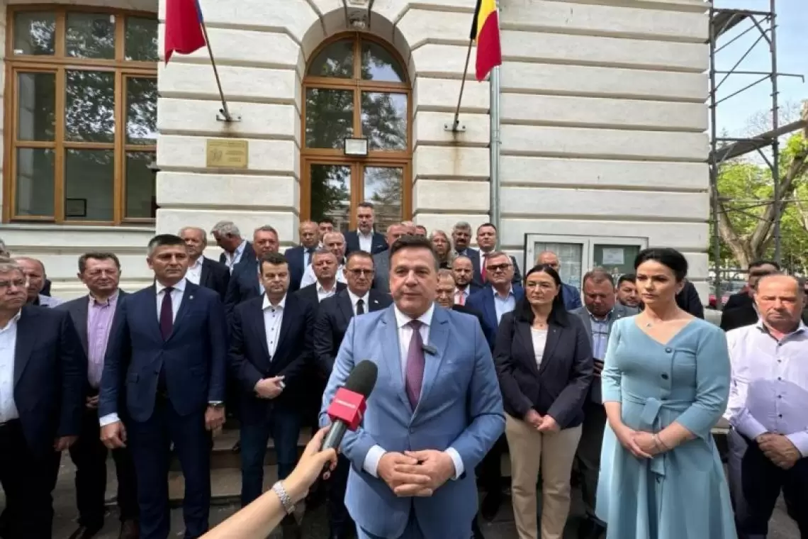 V. Iliuță: Astăzi mi-am depus candidatura. Împreună cu echipa Partidului Social Democrat pe care o conduc doresc să continuăm proiectele începute