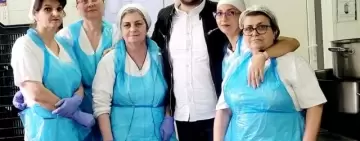 Meniu de Paște tradițional pentru beneficiarii Cantinei de ajutor social
