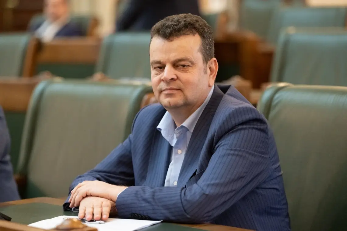 Nicușor Cionoiu: Nu trebuie să fie șoferii pedepsiți pentru incapacitatea administrativă a statul de a rezolva problema testării într-un termen rezonabil
