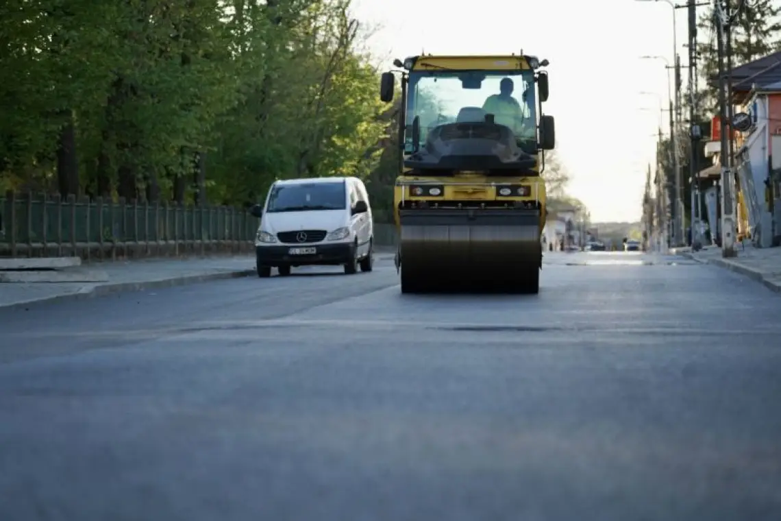 Călărași | Finanțare din Programului Regional Sud Muntenia 2021-2027 pentru continuarea lucrărilor de modernizare a străzii București