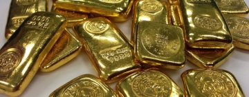 Uncia de aur a trecut de 2.500 dolari