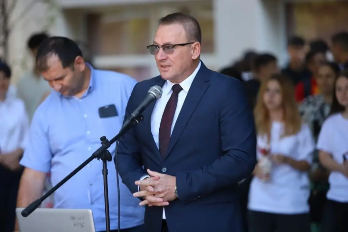 Marius Dulce: Vă asigur că vom schimba fața clădirilor unităților de învățământ și vom continua dotarea acestora
