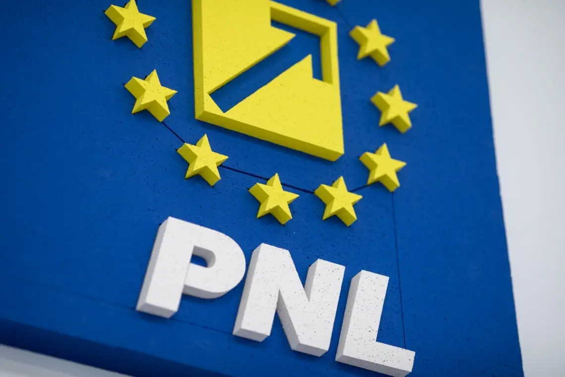 Proiect PNL: Președintele României poate candida, în ultimele 3 luni de mandat, la alegerile parlamentare