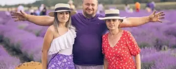 Familia din Călărași care a transformat un hectar de lavandă într-un vis mov de succes