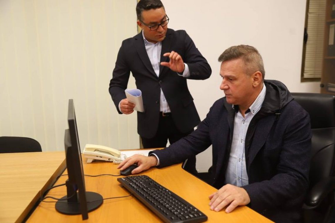 S-a semnat digital prima Dispoziție privind schimbarea de nume pe cale administrativă în cadrul SIIEASC