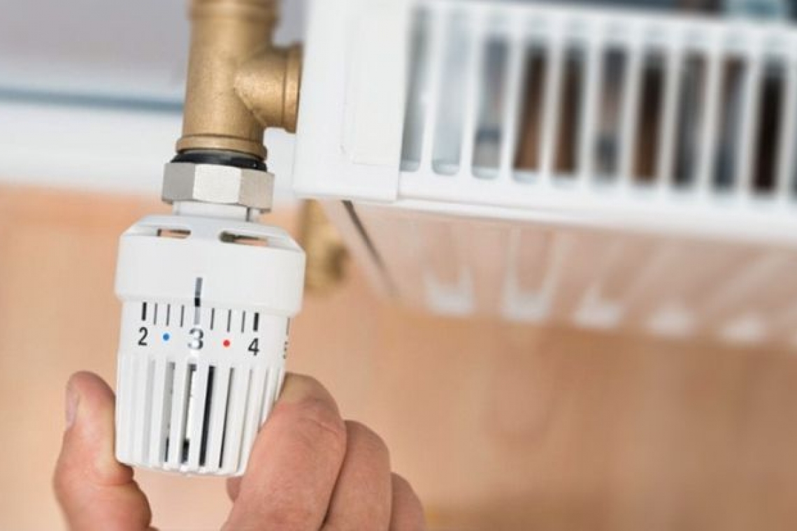 Familiile vulnerabile ar putea primi un ajutor de până la 750 lei pentru montarea repartitoarelor de energie termică