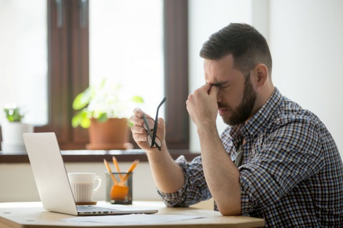 Sondaj eJobs: Un nou job și o mărire salarială sunt principalele obiective ale angajaților români pentru 2025