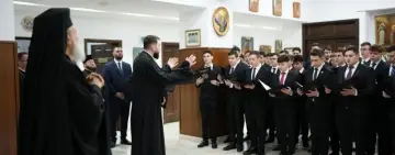 Burse pentru elevii Seminarului Teologic Ortodox din Slobozia și pentru 8 teologi