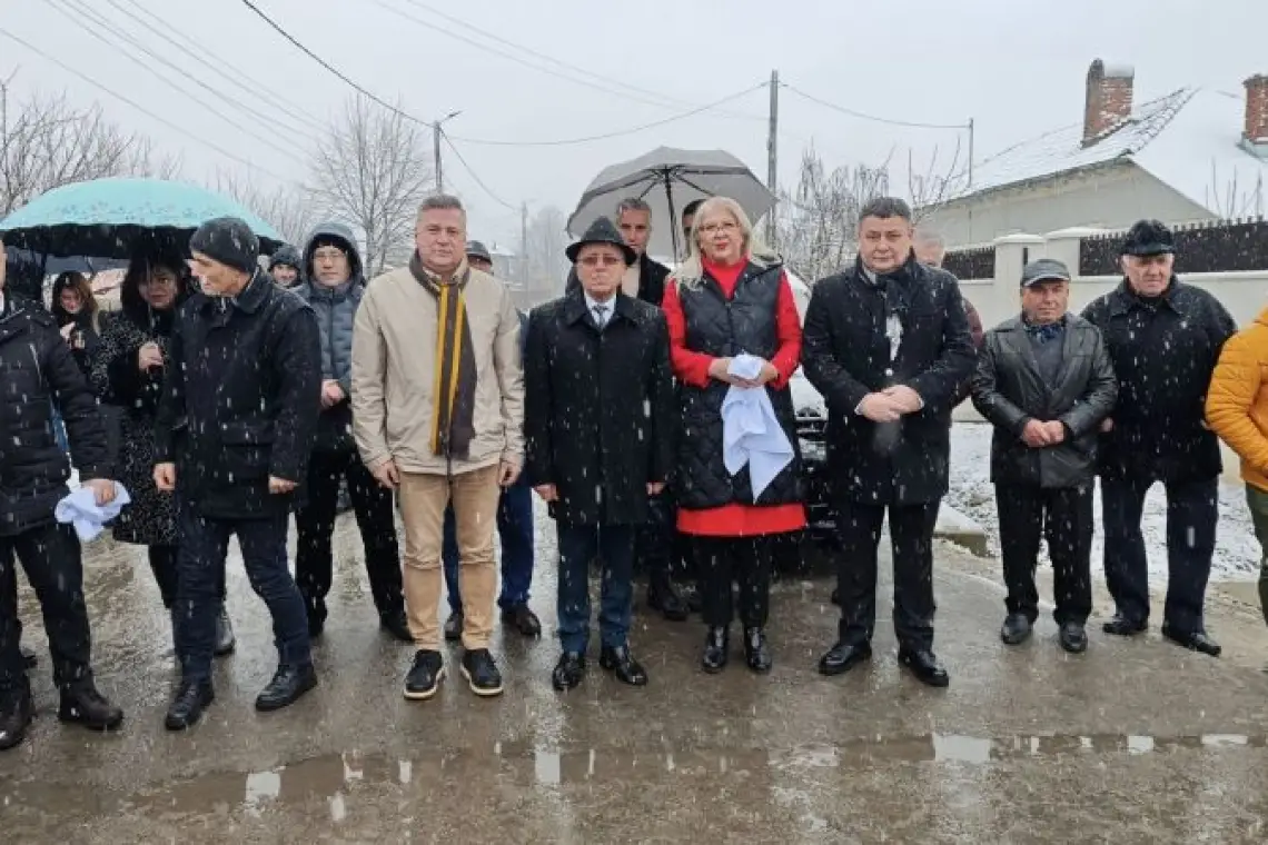 Chirnogi | Resfințirea troiței cu hramul Sfântului Ștefan