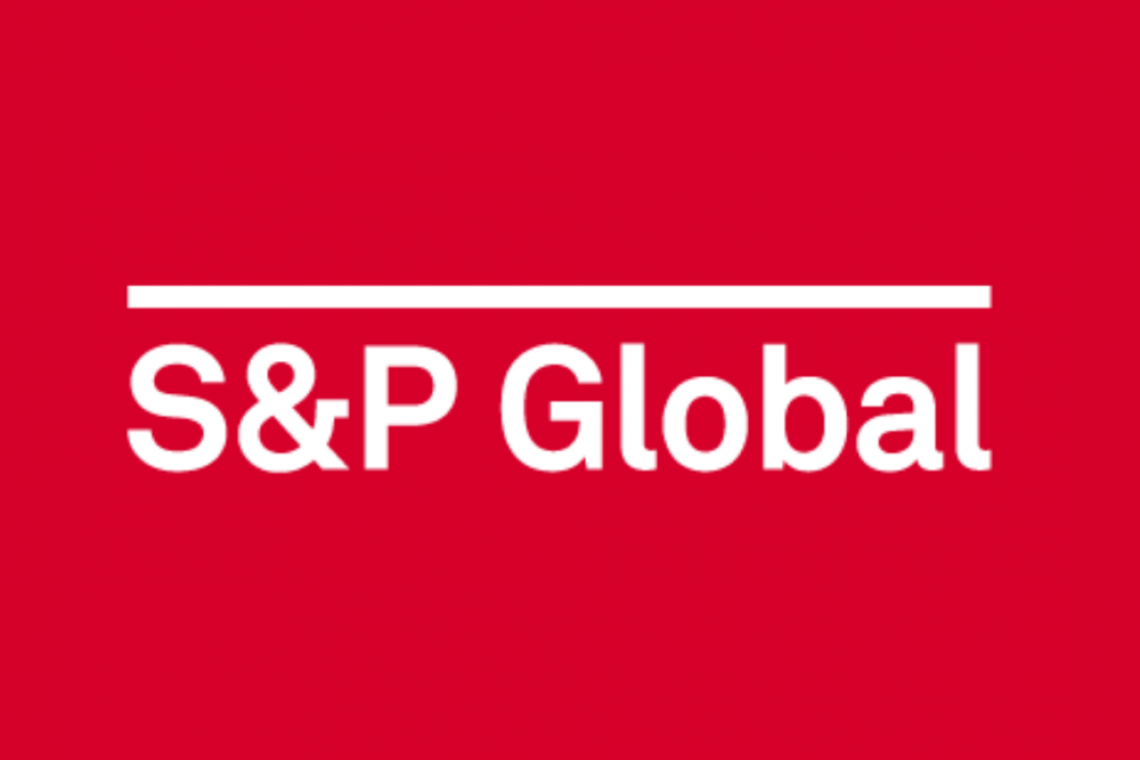 S&P a confirmat ratingurile României la 'BBB-/A-3', dar a revizuit perspectiva de la stabilă la negativă
