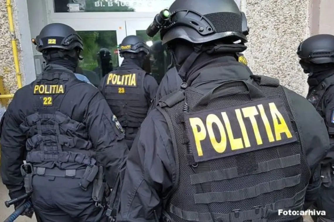 Călărași | Reținut de polițiști pentru violare de domiciliu, lovire sau alte violențe și distrugere