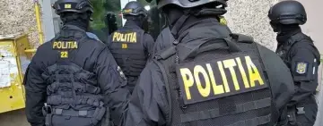 Călărași | Reținut de polițiști pentru violare de domiciliu, lovire sau alte violențe și distrugere