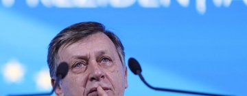 Liderii coaliției au constituit alianța electorală ''România înainte'' în vederea susținerii candidaturii lui Crin Antonescu
