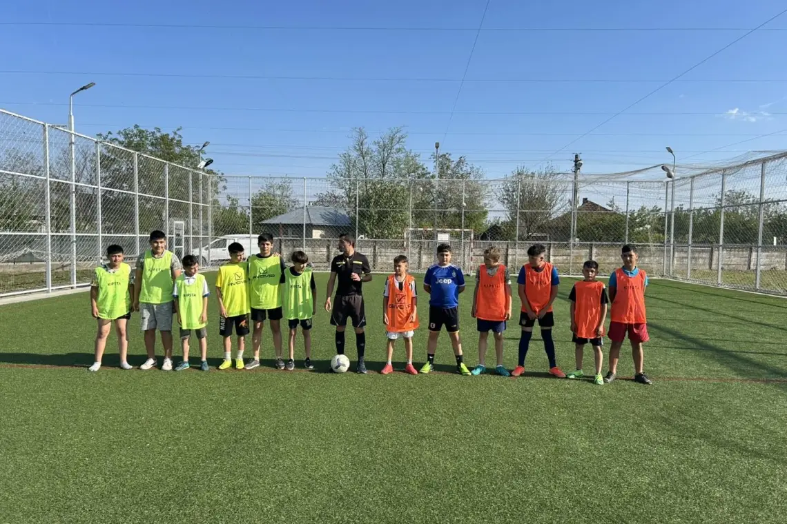 Cupei Comunei Grădiștea la minifotbal: 26-27 aprilie 2025