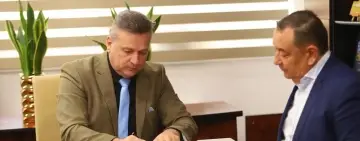 Vasile Iliuță: Am semnat contractul pentru achiziția a 25 de microbuze electrice performante care vor ajunge în comunele județului nostru