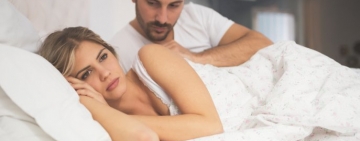 De ce te simți mai atras de partenerul care te respinge?