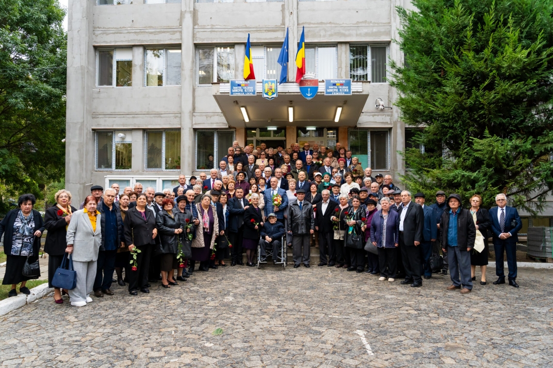 127 de cupluri din Oltenița au sărbătorit Nunta de Aur 