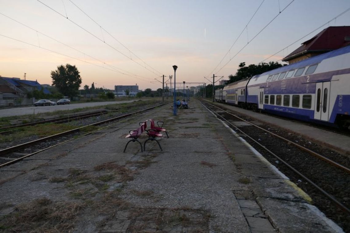 Primăria Fundeni investește într-o nouă platformă și facilități pentru călători