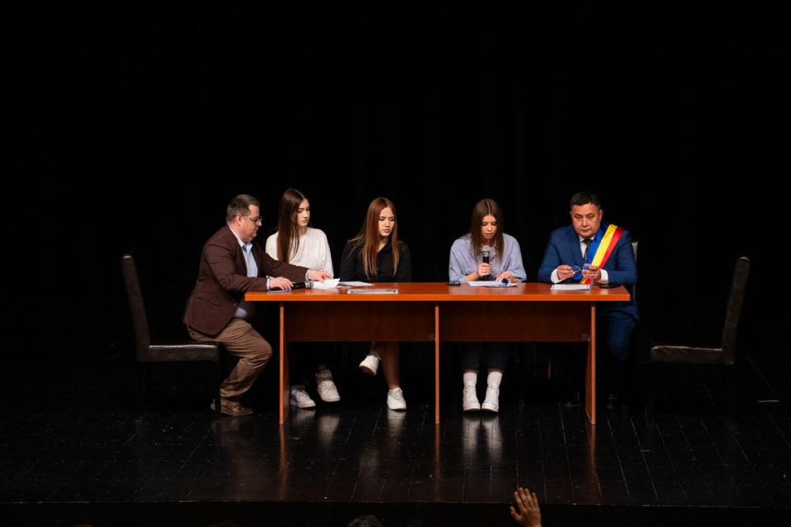 Oltenița | Mihăiță Beștea: Cei 19 consilieri aleși au semnat angajamentul de a reprezenta interesele colegilor lor și de a contribui activ la dezvoltarea orașului nostru