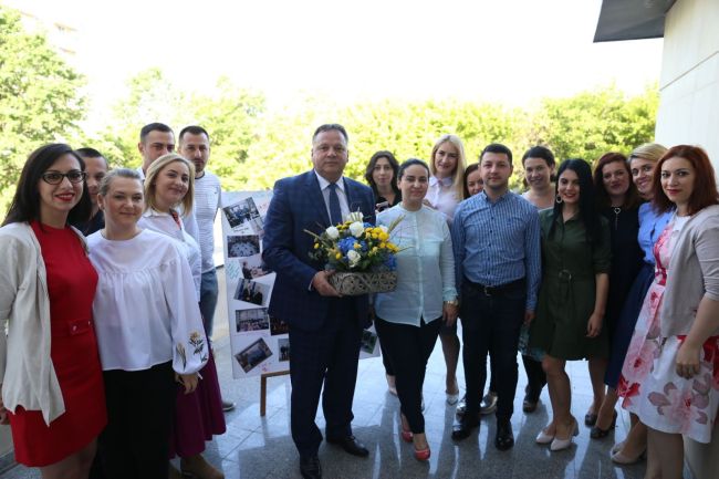 Iliuta zi de nastere