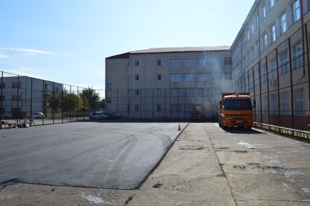 asfaltare teren sport Danubius
