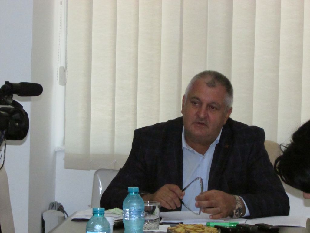 dragulin la primarie