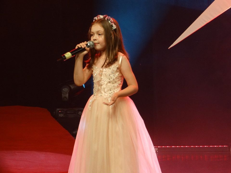 mamaia c9