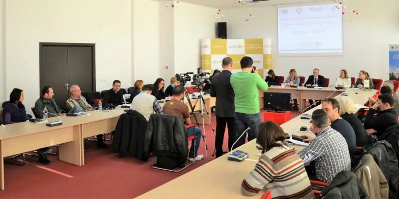 1 adr media