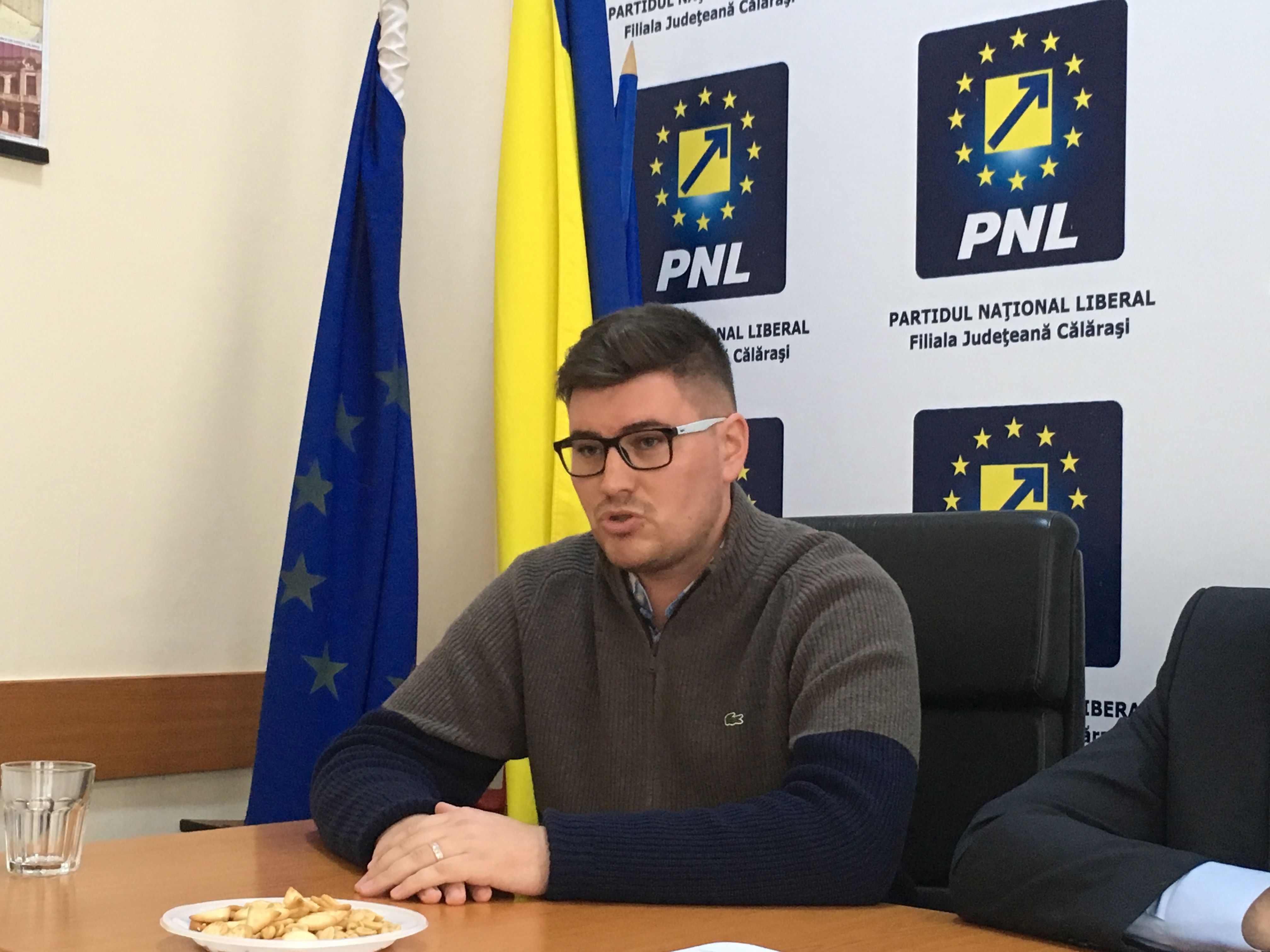 Alex Vasile TNL