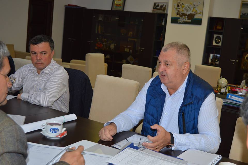 Deculescu si Dragulin