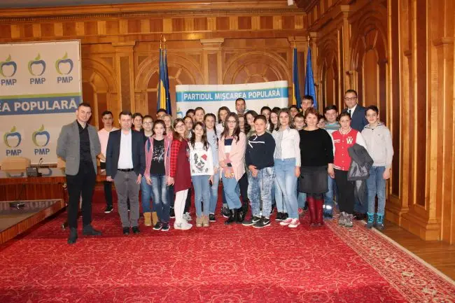 27.03.2018 invitati comuna crivat