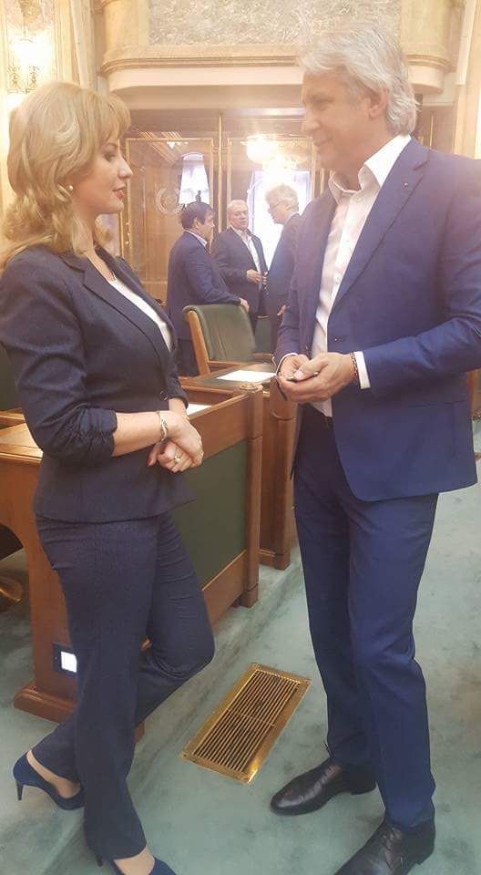 roxana si teodorovici 2