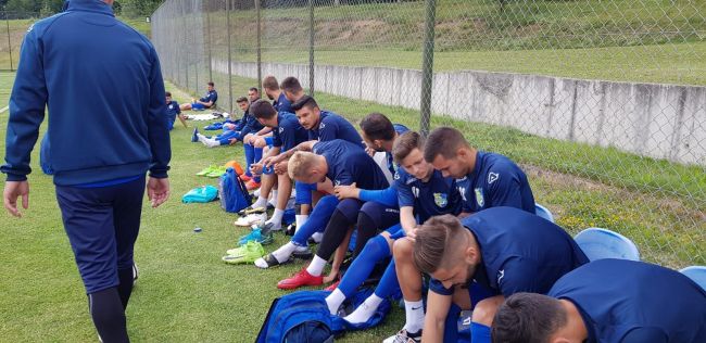 Dunarea Levadia 0 1