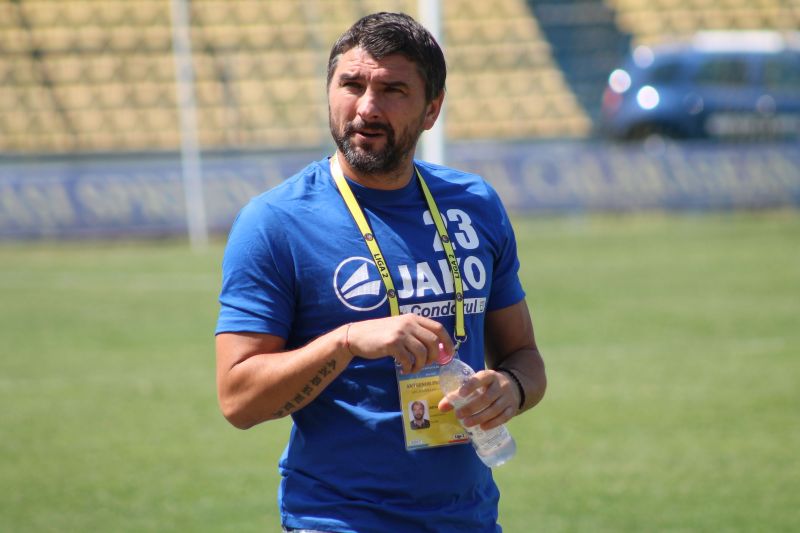 adi mih