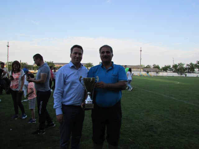 b si aniel