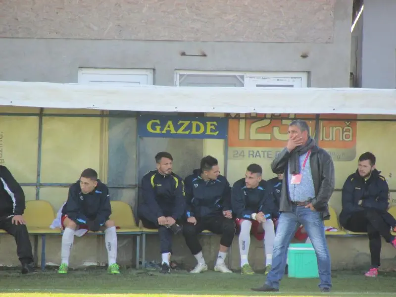petrescu si baietii